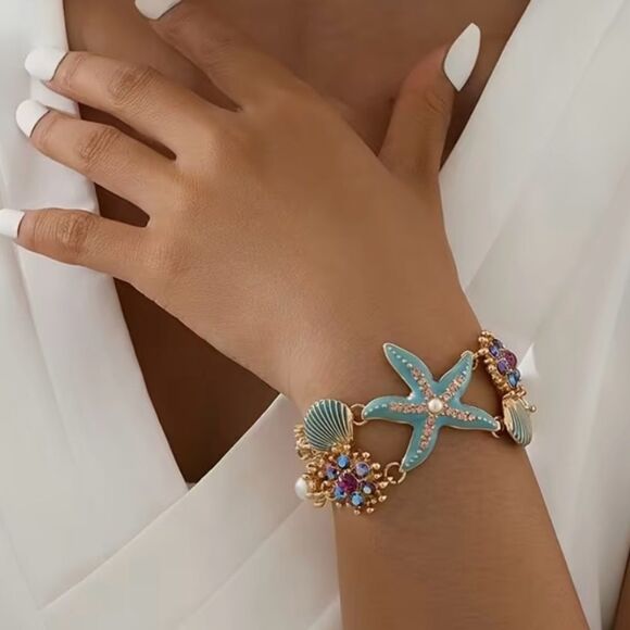 💙 Betsey Johnson Stunning Seashell Starfish Bracelet 💙 - Picture 5 of 5